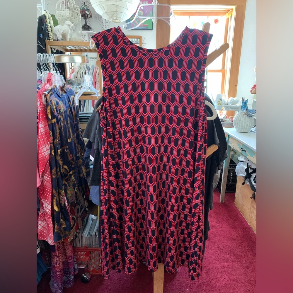 Geometric cocktail dress